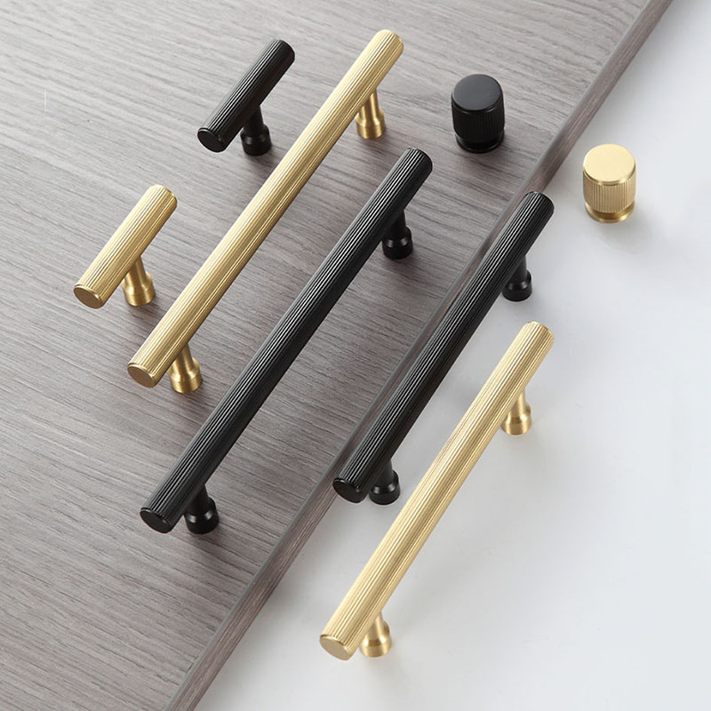 Goudkleurige, zwarte en messin - Restoration Hardware Furniture Used recensie en prijs