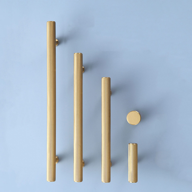 Goudkleurige, zwarte en messin - Restoration Hardware Furniture Used recensie en prijs