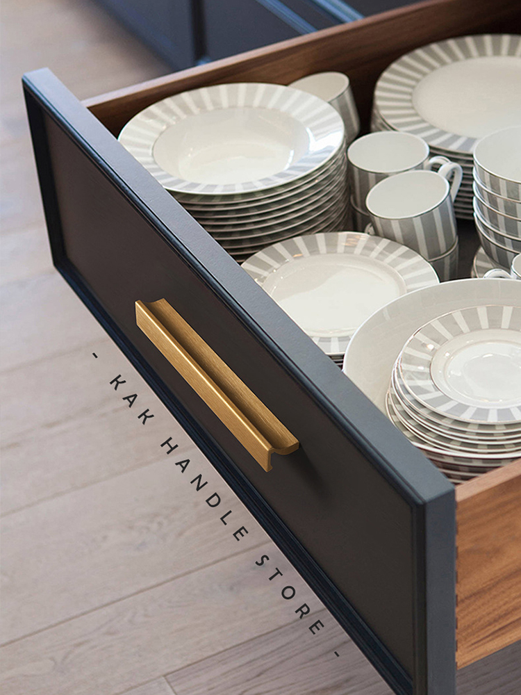 Kak Zwart Verborgen Kast Handg - Restoration Hardware Furniture Used recensie en prijs