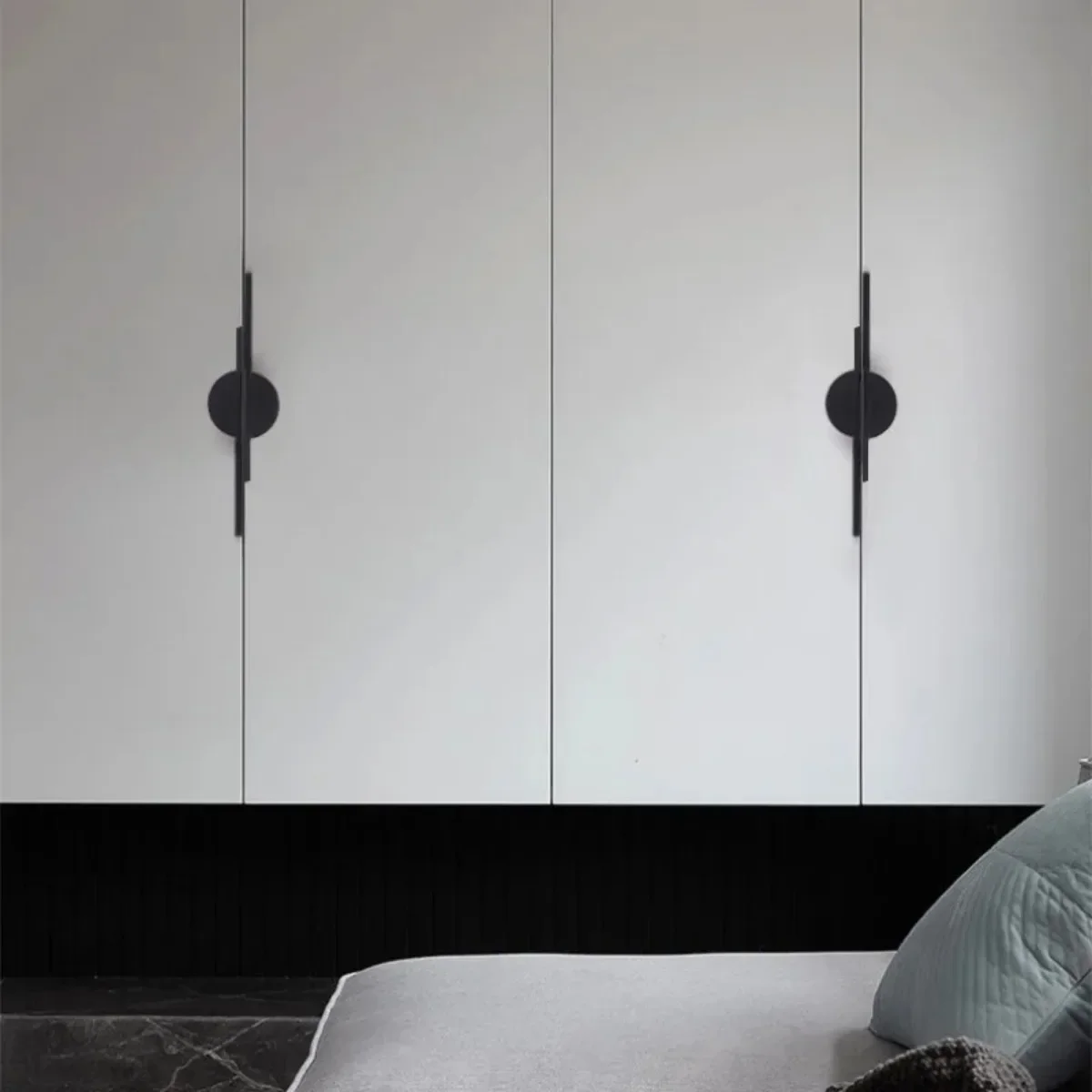 Minimalistische stijl halvemaa - Restoration Hardware Furniture Used recensie en prijs