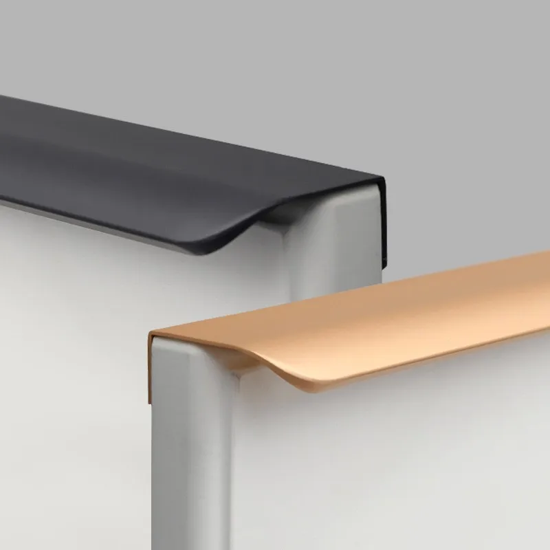 Gouden keukenkast kastdeur onz - Restoration Hardware Furniture Used recensie en prijs