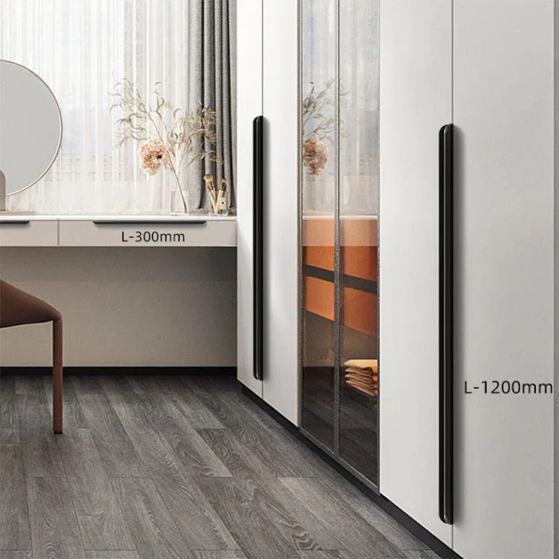 Minimaal ontworpen deurgrepen, - Restoration Hardware Furniture Used recensie en prijs